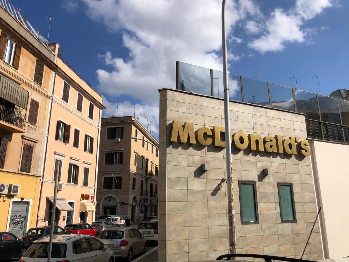 In Rome In Love In Bike Екстериор снимка